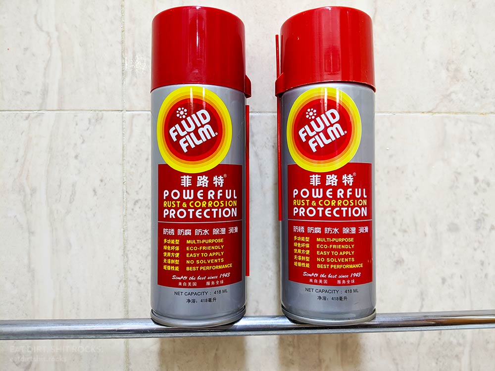 New can (left). Old, empty can (right).